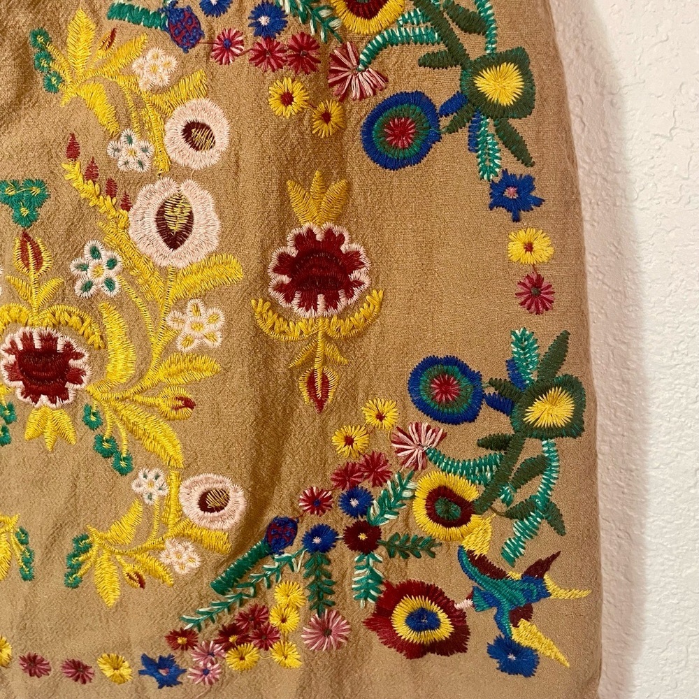 Umgee Cororful Embroidered Floral Boho Paisley Skirt Tan Mini A-Line size M - Picture 8 of 8